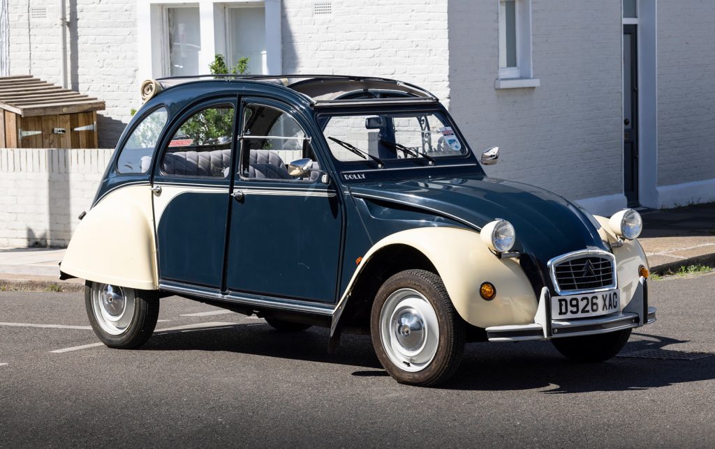 citroen 2cv dolly bleue